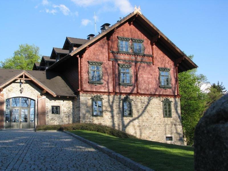 Hotel Svaty Tomas Přední Výtoň Exterior foto
